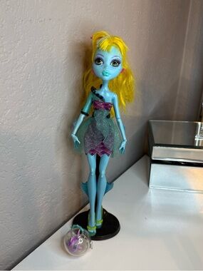 MATTELL 2008 Monster High Lagoona Blue 13 Wishes Doll Sea Monster 11"